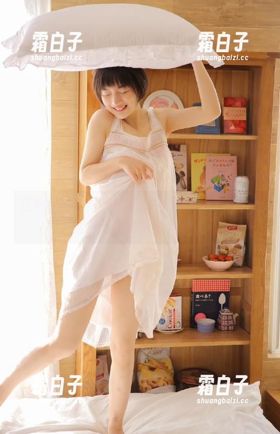 在Kuuko W兔女郎的高清图库中，感受无与伦比的青春与魅力